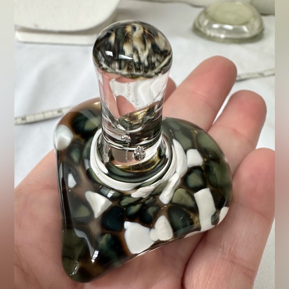 Artisan Lada Bohac glass heart wine stopper - ring holder signed - Picture 6 of 8